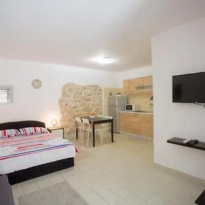 Apartment Centar Nina