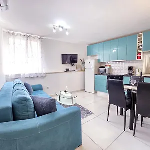  Apartment Stone House Varos