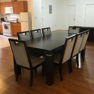 Large And Private Sleep Up To 8 People Comfortably With Direct Nyc Manhattan Train Only 5 Minute Walk Away Apartment Elizabeth