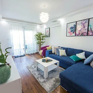 Tina Apartament